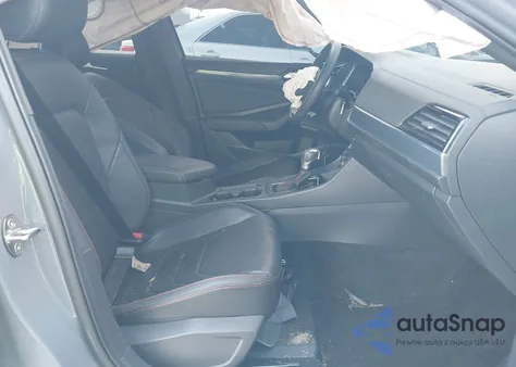 2021 Volkswagen Jetta Gli 2.0T Autobahn/2.0T S z USA, uszkodzony, nr VIN 3VW6T7BU1MM081228